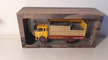 Camion Berliet GAK Viniprix de 1958 Bernard Miniatures