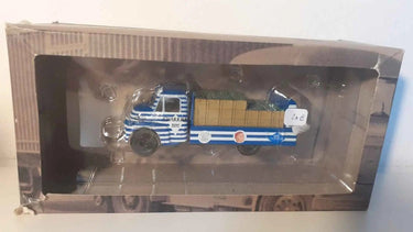 Camion CITROEN type 23 boxer DE 1962 plateau porte-casiers pour eaux minérales CHARRIER Bernard Miniatures
