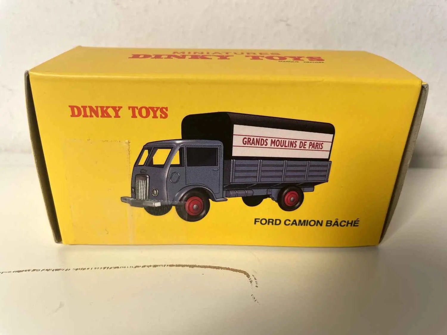 dinky F 25JV Bâche du camion Ford bâché Grands Moulins de Paris dinky F 25JV Bâche du camion Ford bâché Grands Moulins de Paris
