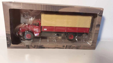 Camion Mercedes-Benz L325 RFA 1957 camion rouge avec bâche beige (RUEDA écrit sur la porte) Bernard Miniatures