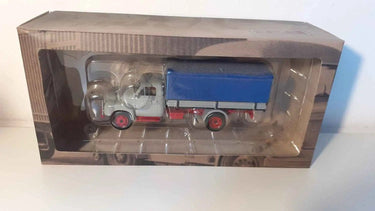 Camion OPEL BLITZ 2 (camion gris avec bâche bleue) Bernard Miniatures