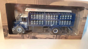 Camion UNIC ZU 42 DONON de 1942 plateau range bouteilles de gaz BUTAGAZ - PROPAGAZ Bernard Miniatures