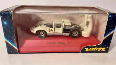 Chaparral 2D beige avec le numéro 8 (voiture à priori repeinte) VEREM Bernard Miniatures