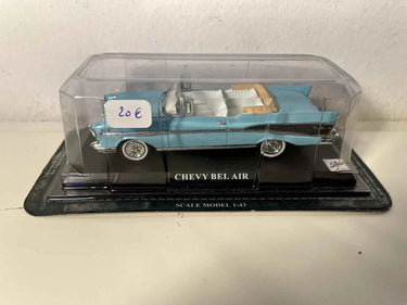 Chevy Bel Air bleue claire (voiture américaine) Bernard Miniatures