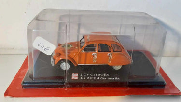 Citroën 2 CV 4 des mariés Bernard Miniatures
