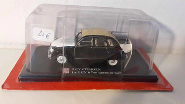 Citroën 2 CV 6 en queue de pie Bernard Miniatures