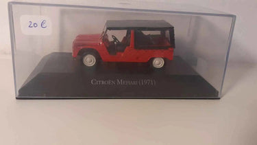 Citroën Méhari rouge de 1971 (boite plexi) Bernard Miniatures