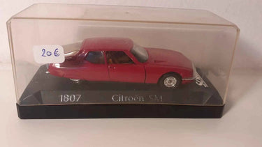Citroën SM rouge (Solido référence 1807) Bernard Miniatures