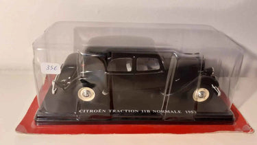 Citroên traction 11B normale noire de 1952 (échelle 1/24ème) Bernard Miniatures