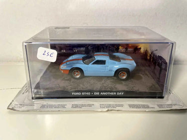 Ford GT 40 aux couleurs de GULF (bleue et orange) - JAMES BOND - Meurs un autre jour Bernard Miniatures