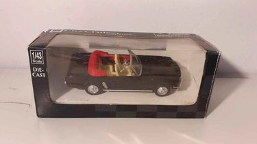 Ford Mustang convertible noire de 1964 (marque CityCruiser) (voiture américaine) Bernard Miniatures