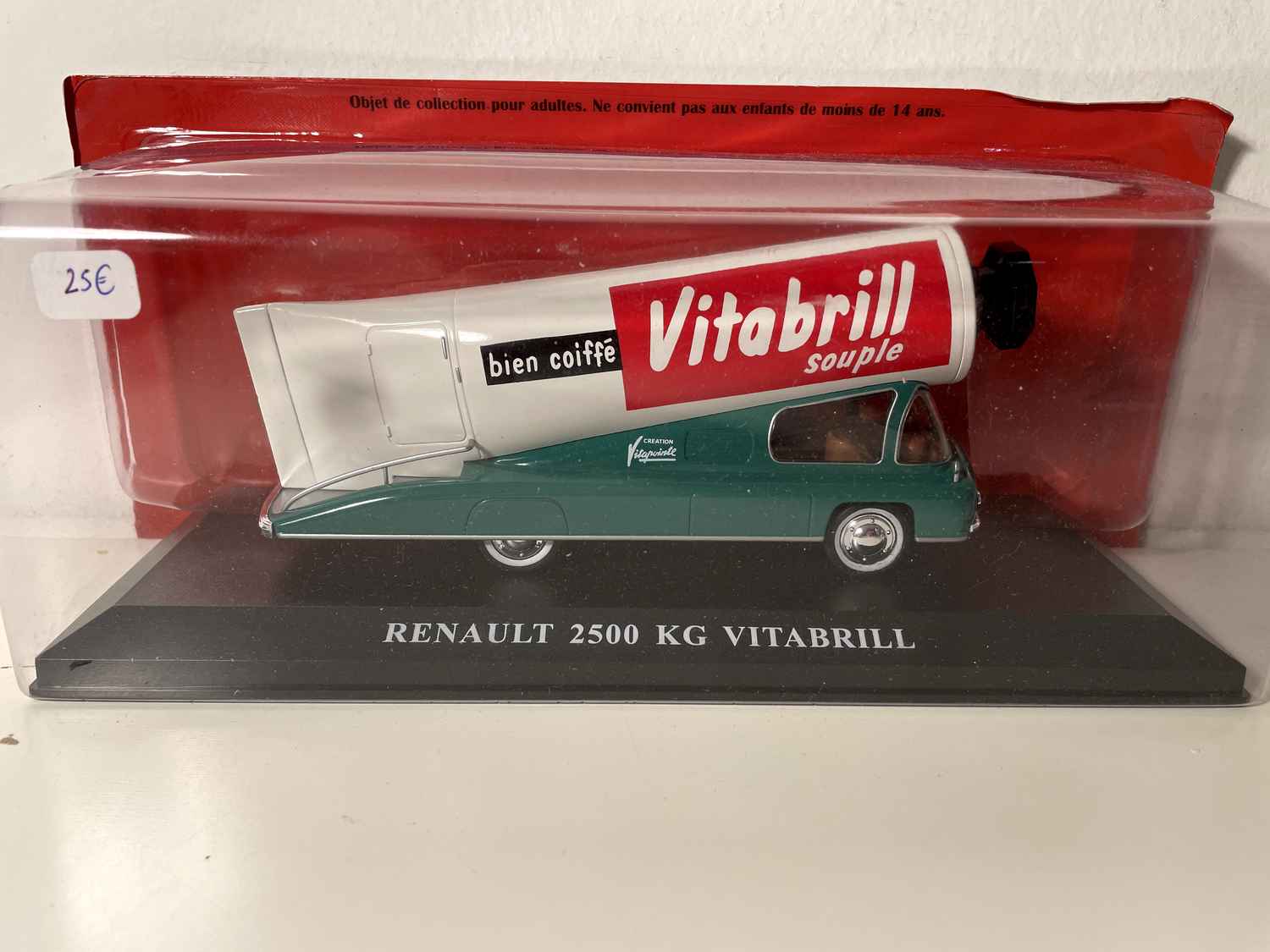 TOUR DE FRANCE HACHETTE / IXO RENAULT 2500 KG VITABRILL COMME Neuf En Boite TOUR DE FRANCE HACHETTE / IXO RENAULT 2500 KG VITABRILL COMME Neuf En Boite