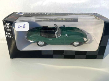 Jaguar type E cabriolet verte de 1961 Bernard Miniatures