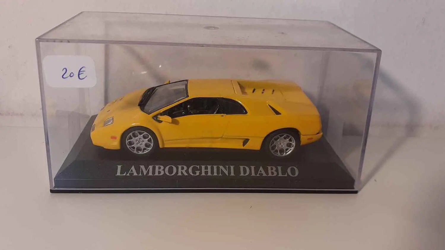 Modèle réduit Lamborghini Diablo Gtr (arancio Ishtar) 1/18 | Autoart Modèle réduit Lamborghini Diablo Gtr (arancio Ishtar) 1/18 | Autoart