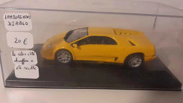 Lamborghini Diablo jaune (avec rétro recollé) Bernard Miniatures