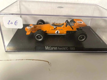McLaren Ford M7C orange numéro 4 de 1969 (Formule 1) Bernard Miniatures