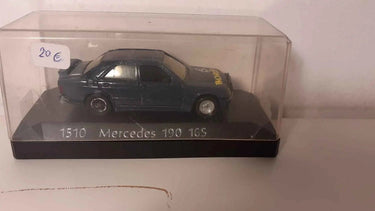 Mercedes 190 16S bleue (avec publicité Monroe sur le capot) Bernard Miniatures