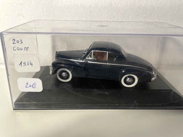 Peugeot 203 coupé bleue foncée de 1954 (boite plexi) Bernard Miniatures