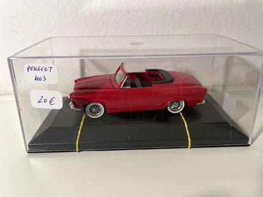 Peugeot 403 rouge cabriolet (boite plexi) Bernard Miniatures