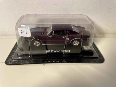 Pontiac Firebird violette foncée de 1967 (voiture américaine) Bernard Miniatures