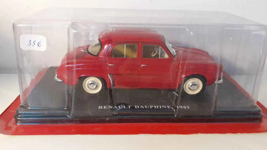 Renault Dauphine rouge foncée/bordeaux? de 1961 (échelle 1/24ème) Bernard Miniatures