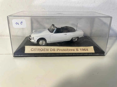 Voiture Miniature Citroën DS Prototype S cabriolet blanche de 1964 (boite plexi) - Bernard Miniatures