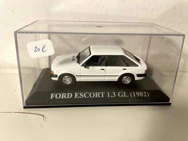 Voiture Miniature Ford Escort 1.3 GL blanche de 1982 - Bernard Miniatures