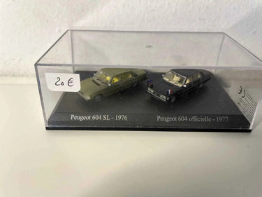 Voiture Miniature Peugeot 604 SL verte? de 1976 + Peugeot 604 officielle (Présidentielle) noire de 1977 (Echelle HO) - Bernard Miniatures