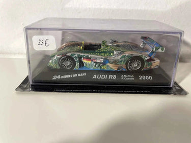 Voitures Miniatures Audi R8 couleur crocodile numéro 77 (24 heures du Mans de 2000) - Bernard Miniatures