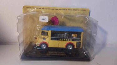 Voitures Miniatures Citroën type HZ de 1967 marchand de glaces - Bernard Miniatures