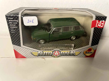 Voitures Miniatures LADA 2104 break verte - Bernard Miniatures