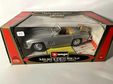 Voitures Miniatures Mercedes-Benz 300 SL grise de 1957 (échelle 1/18ème) - Bernard Miniatures