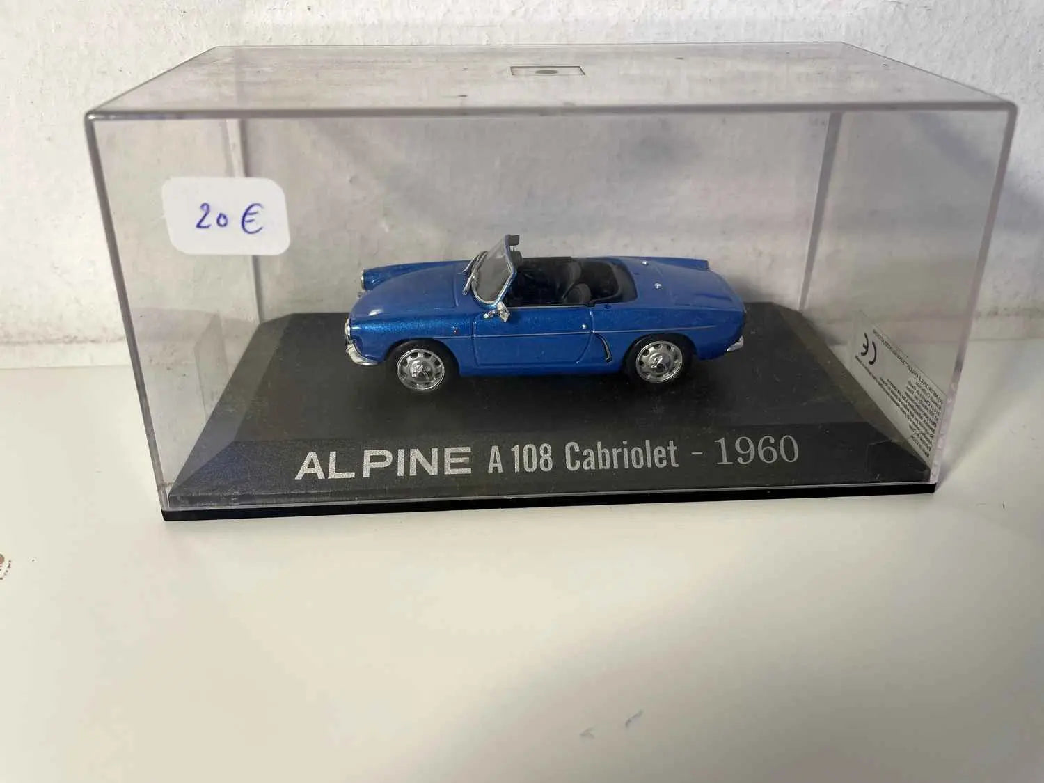 Voitures Miniatures Renault Alpine A108 cabriolet bleue de 1960 - Bernard Miniatures