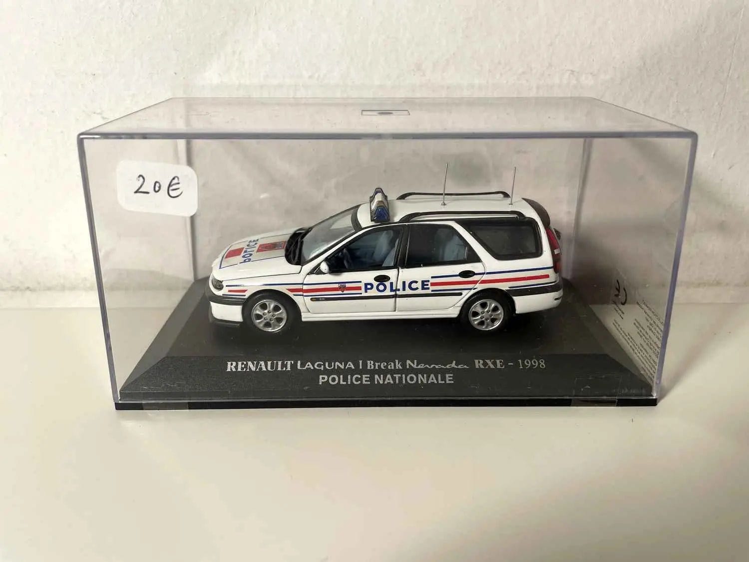 Cache carenage sous selle gauche HONDA CB 125 T 1979-1981 TWIN Cache carenage sous selle gauche HONDA CB 125 T 1979-1981 TWIN