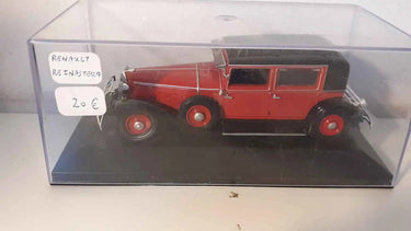Voitures Miniatures Renault Réinastella rouge foncée et capote noire - Bernard Miniatures