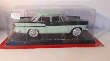 Voitures Miniatures Simca Vedette Chambord vert foncé et vert clair de 1958 (échelle 1/24ème) - Bernard Miniatures