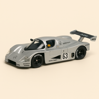 Sauber C9 Mercedes grise numéro 63 - 24 heures du Mans de 1989 - Image haute qualité