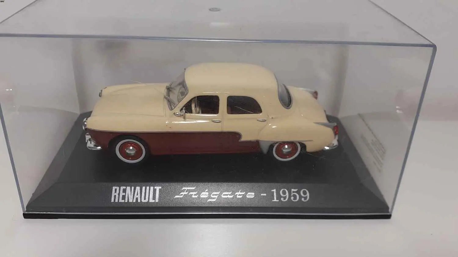 RENAULT FRÉGATE TRANSFLUIDE Manoir 1959 catalogue brochure prospectus dépliant EUR 34,50 RENAULT FRÉGATE TRANSFLUIDE Manoir 1959 catalogue brochure prospectus dépliant EUR 34,50