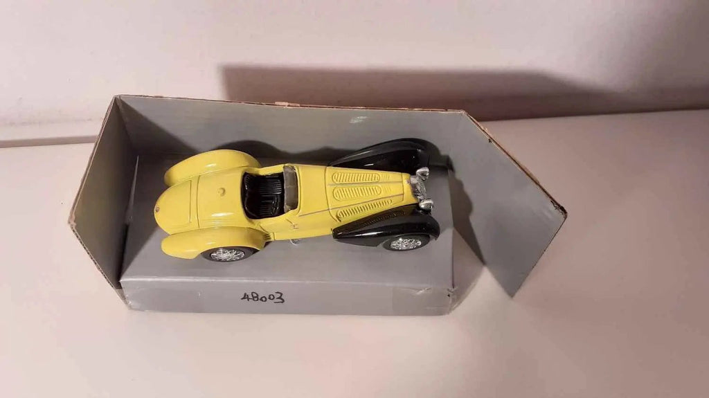 Alfa Roméo 8C 2900 jaune de 1938 Bernard Miniatures