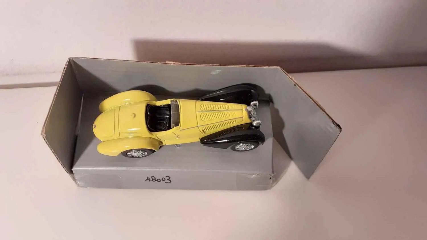 Alfa Roméo 8C 2900 jaune de 1938 Bernard Miniatures
