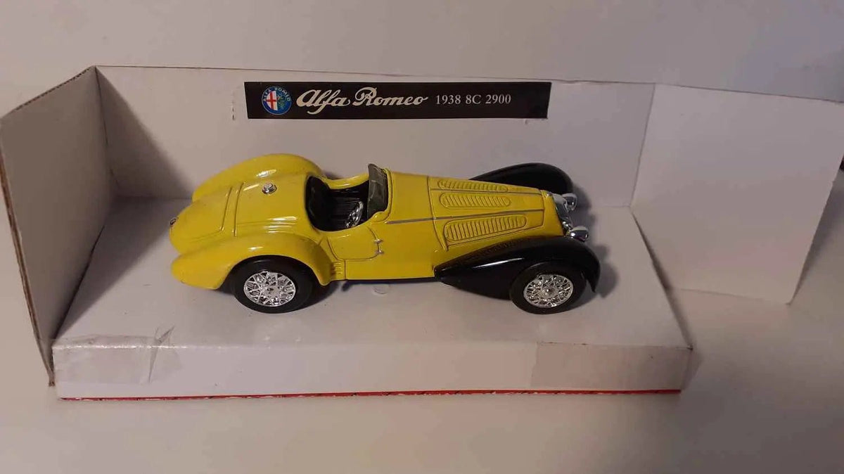 Alfa Roméo 8C 2900 jaune de 1938 Bernard Miniatures