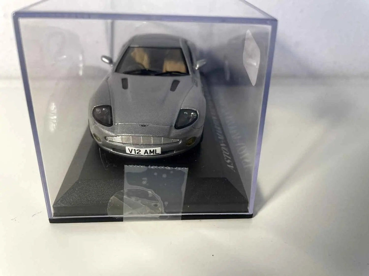 Aston-Martin V12 Vanquish grise de 2003 Bernard Miniatures