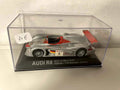 Audi R8 rouge et grise numéro 8 (24 heures du Mans de 2000) Bernard Miniatures