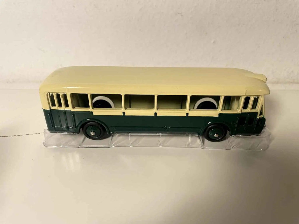 Autobus Parisien vert et beige Dinky-Toys (éditions Atlas) Bernard Miniatures