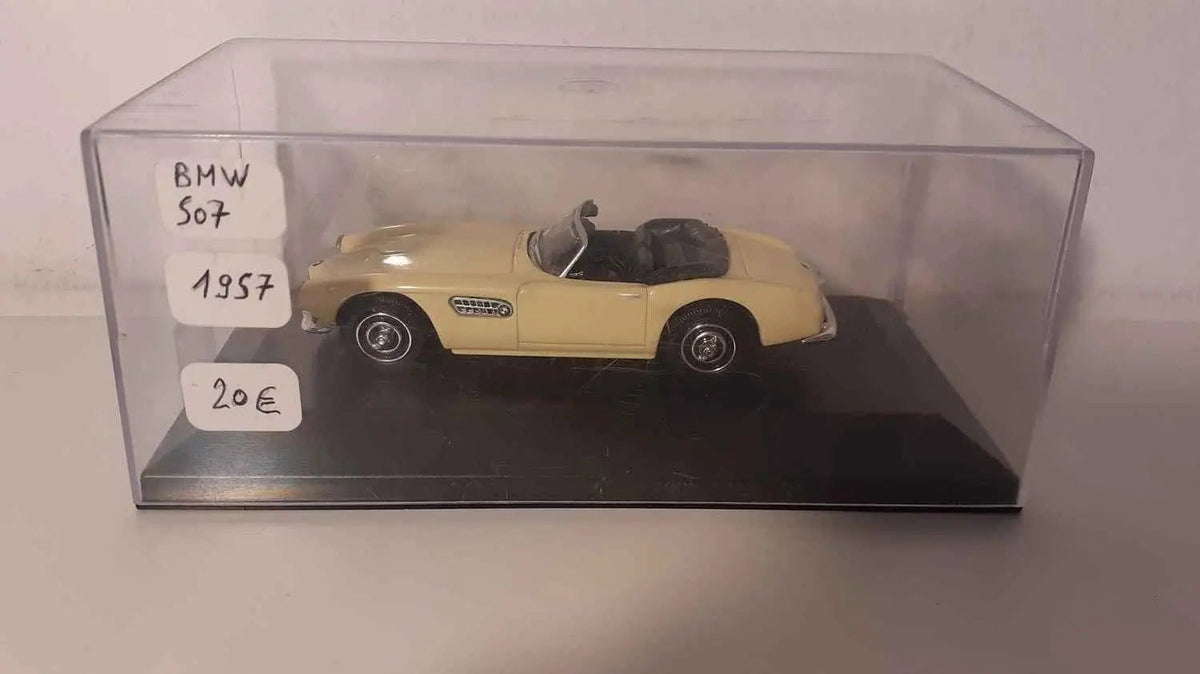 BMW 507 jaune pâle de 1957 Bernard Miniatures