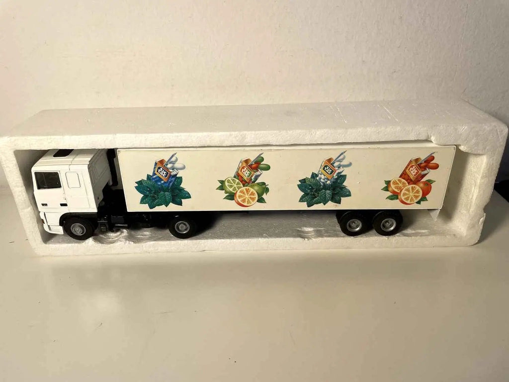 Camion DAF avec publicité pour les bonbons TIC-TAC (fabricant LION-TOYS) Bernard Miniatures
