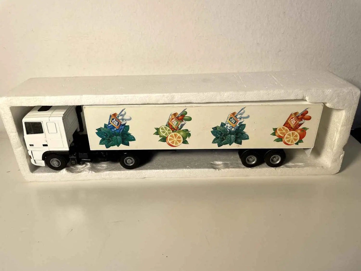 Camion DAF avec publicité pour les bonbons TIC-TAC (fabricant LION-TOYS) Bernard Miniatures