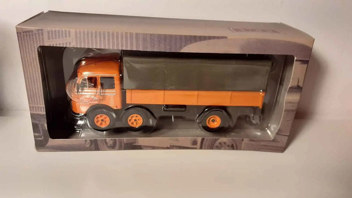 Camion Mercedes Benz LP 333 plateau bâché BUYSSCHAERT Bernard Miniatures