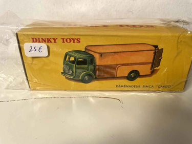 Camion Simca Cargo jaune Déménagements et garde-meubles Dinky-Toys (éditions Atlas) Bernard Miniatures