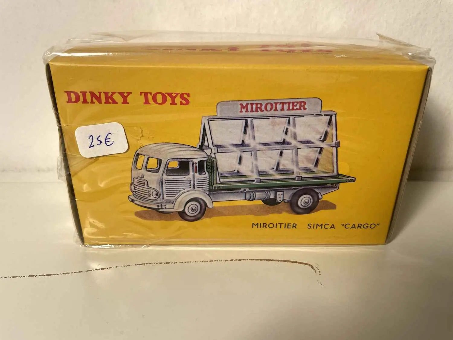 Camion miroitier Simca Cargo gris Dinky-Toys (éditions Atlas) Bernard Miniatures